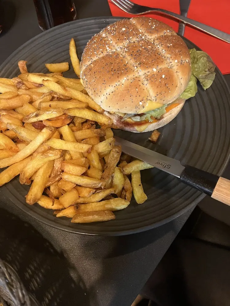 Burger Maison Avec Frites Maison